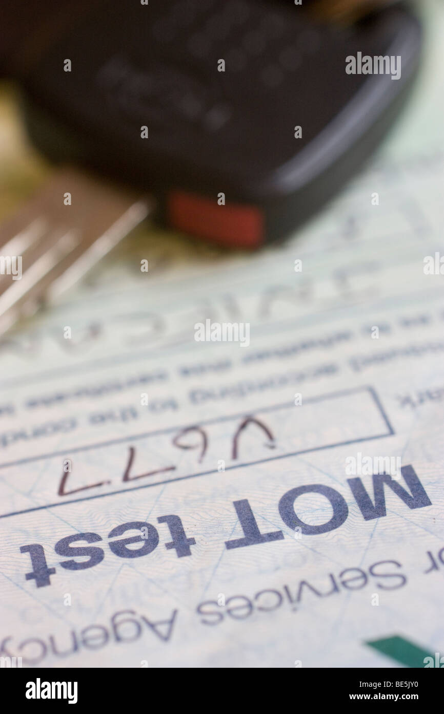 mot test certificate Stock Photo