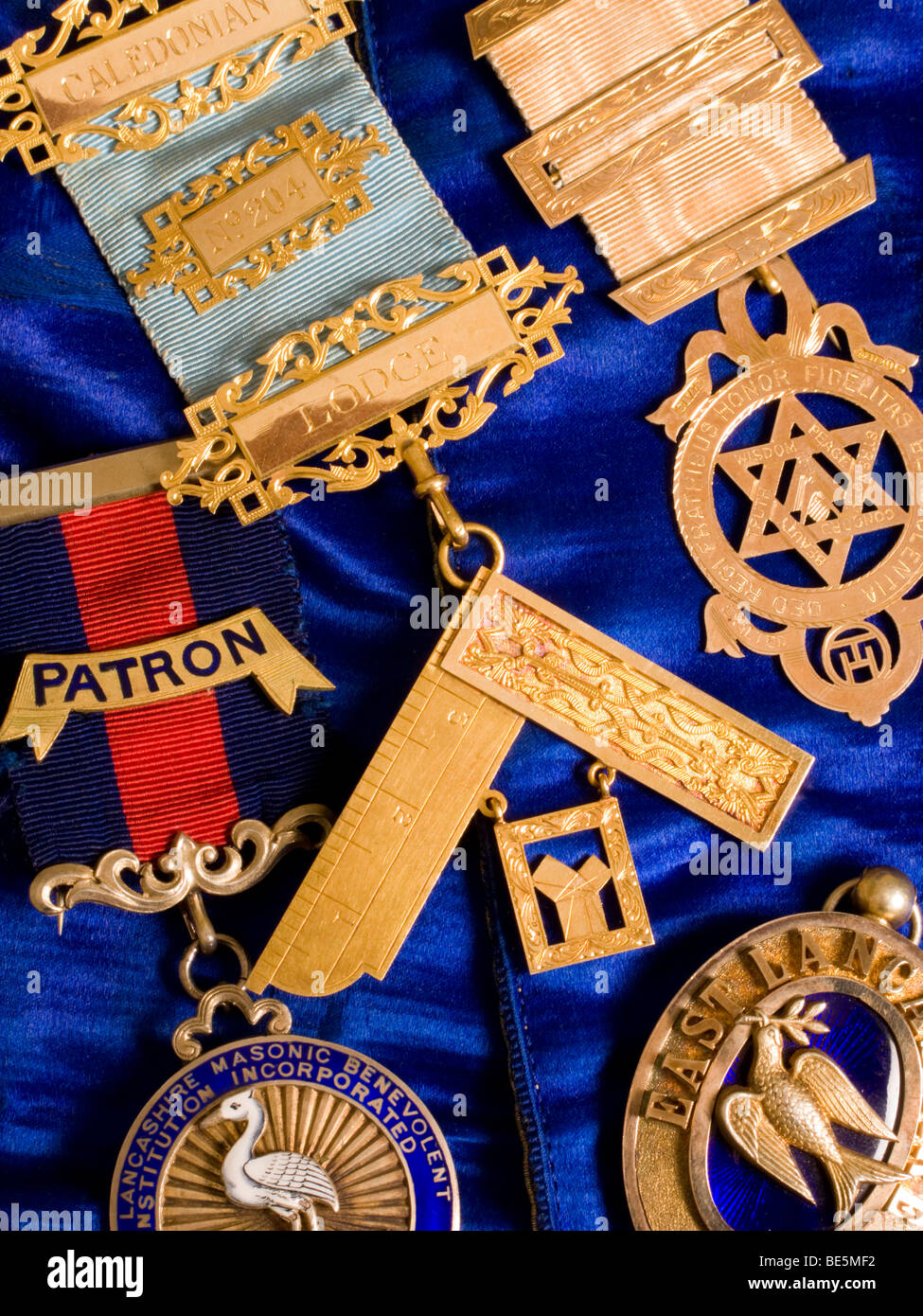 Freemason past master jewel sale