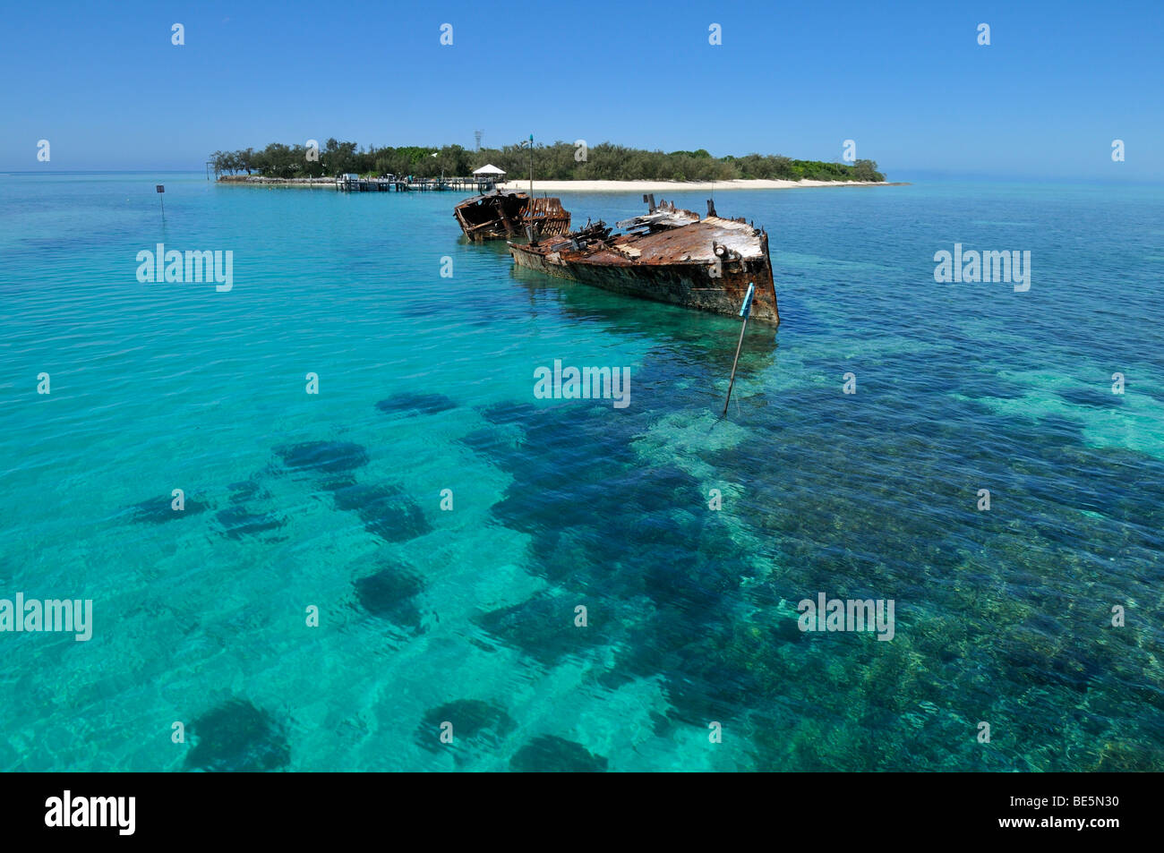 Shipwreck in front of Heron Island, Capricornia Cays National Park, Great Barrier Reef, Queensland, Australia Stock Photo