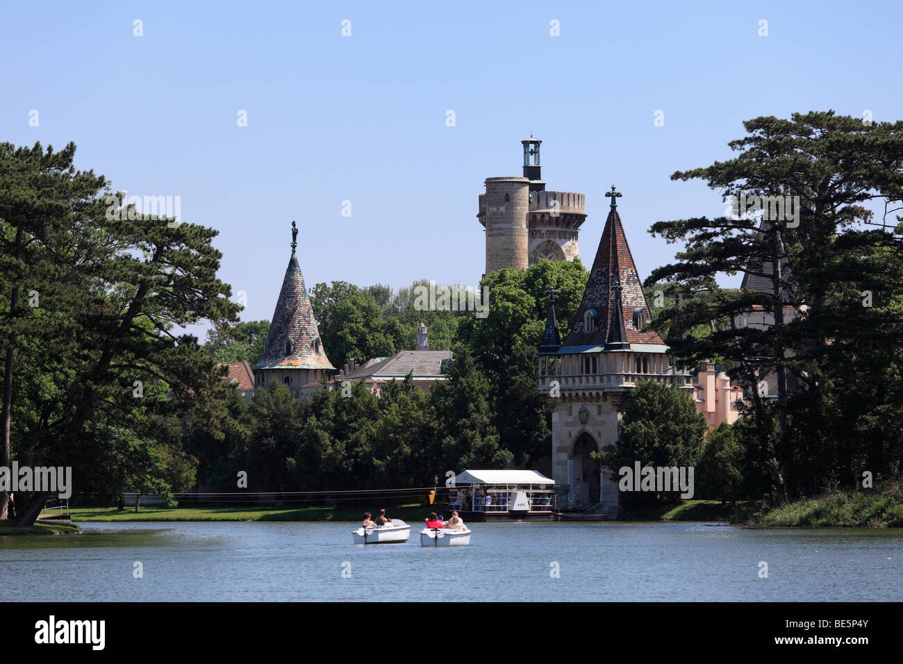 Franzensburg castle and castle pond, Laxenburg palace grounds, Laxenburg, Lower Austria, Austria, Europe Stock Photo