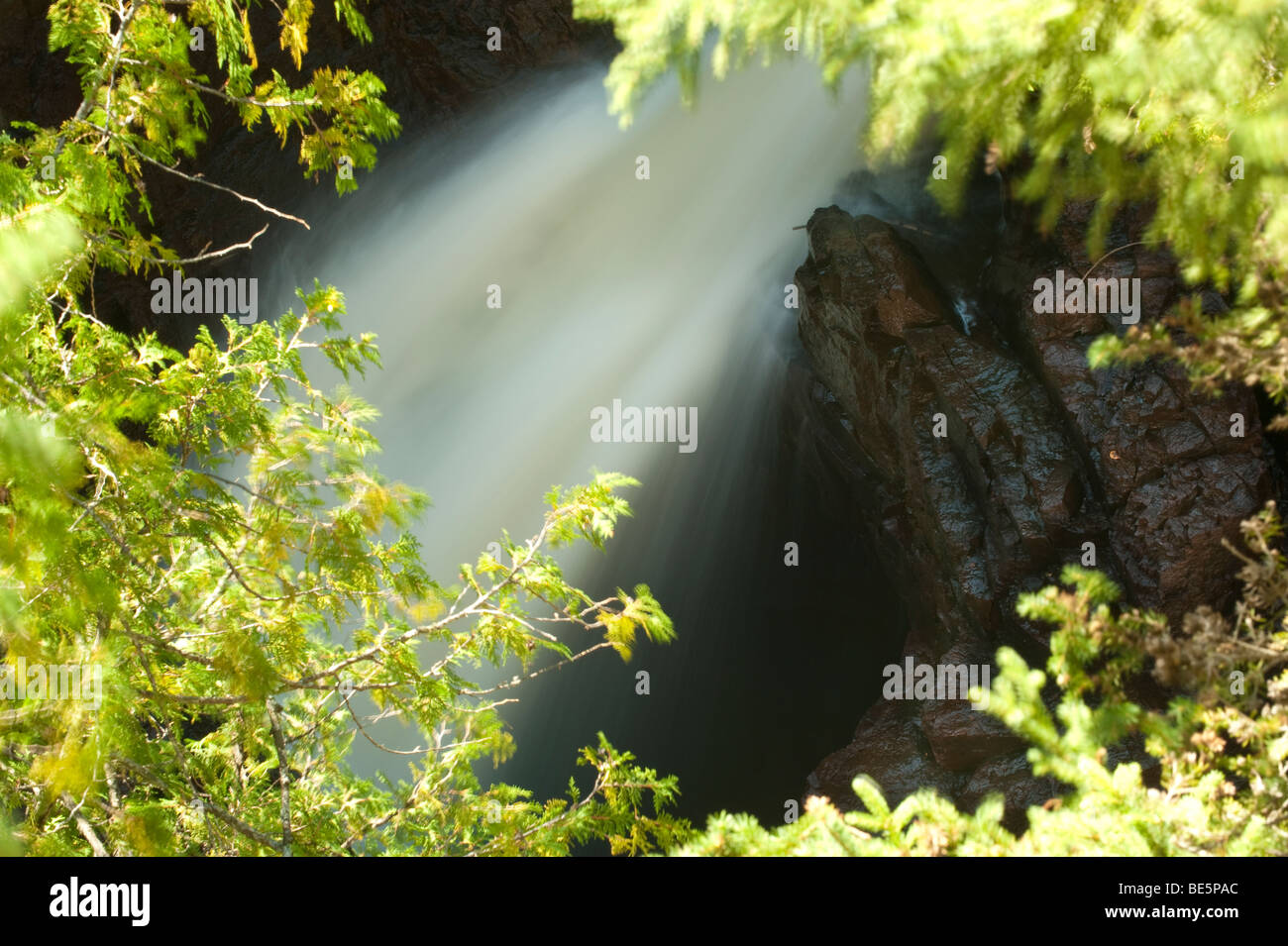 THE FALLS OF DEVIL'S KETTLE ON THE BRULE RIVER Stock Photo Alamy