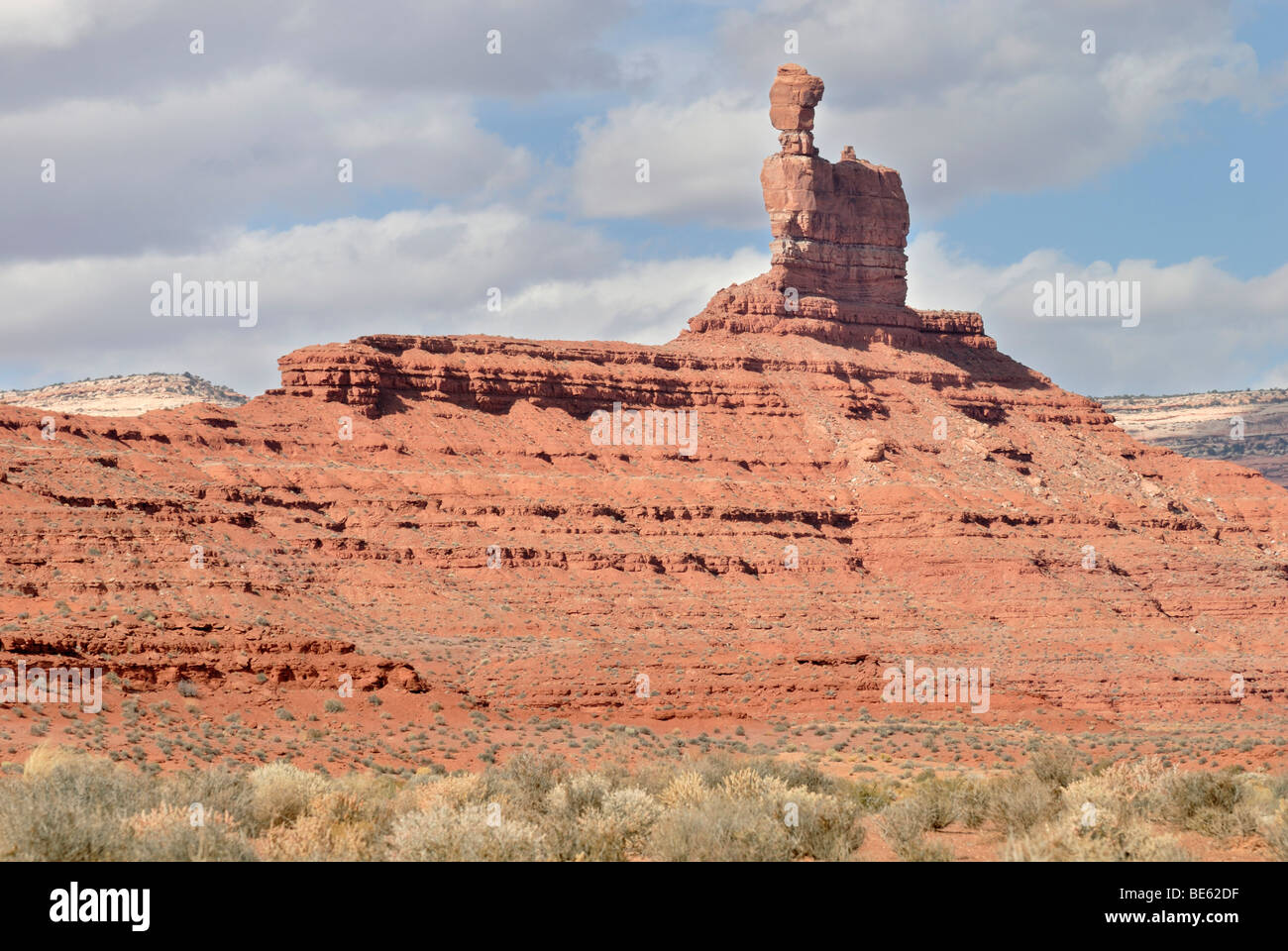 Striking red rock towers in the Valley of the Gods, on Highway 163, near Mexican Hat, Utah, USA Stock Photo