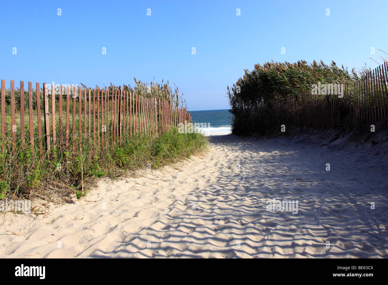 Walkway to beach, Fire Island, Long Island, NY Stock Photo