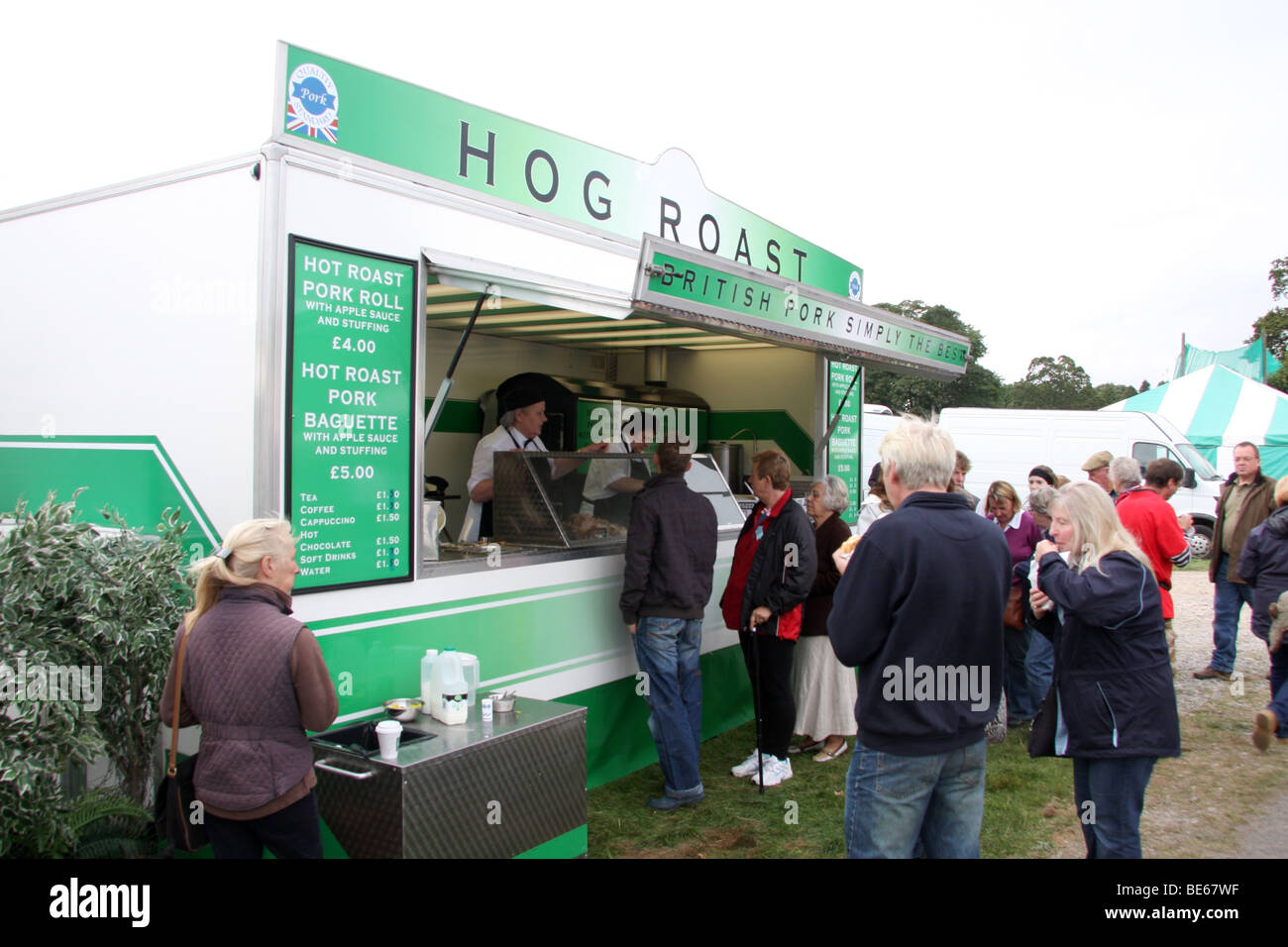 Hot food stall at Nidderdale Show Stock Photo Alamy