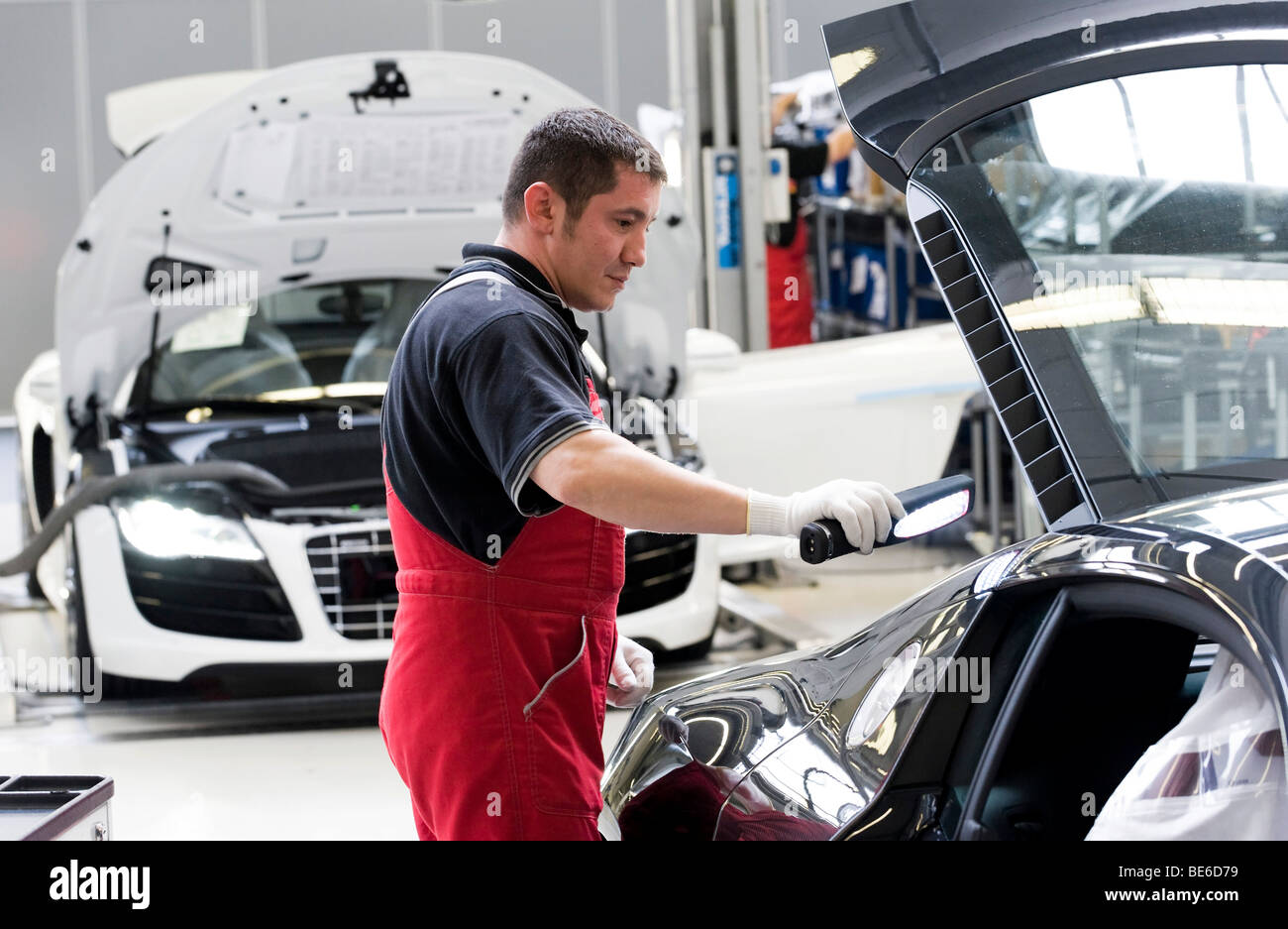 Car final assembly inspection hires stock photography and images Alamy