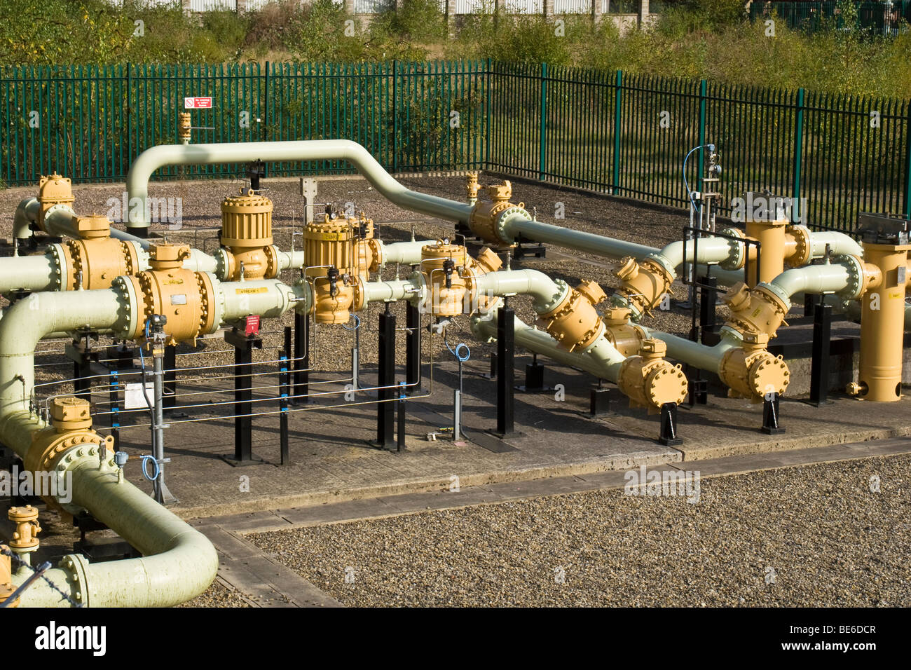 Gas distribution pipes hires stock photography and images Alamy