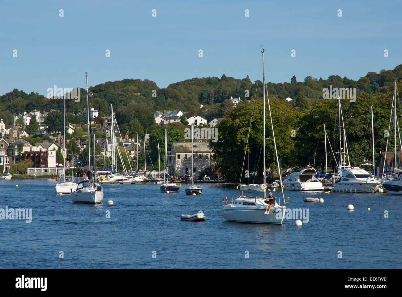 Boating in Bowness Bay, Bowness-on-Windermere, Lake District National Park, Cumbria, England UK Stock Photo