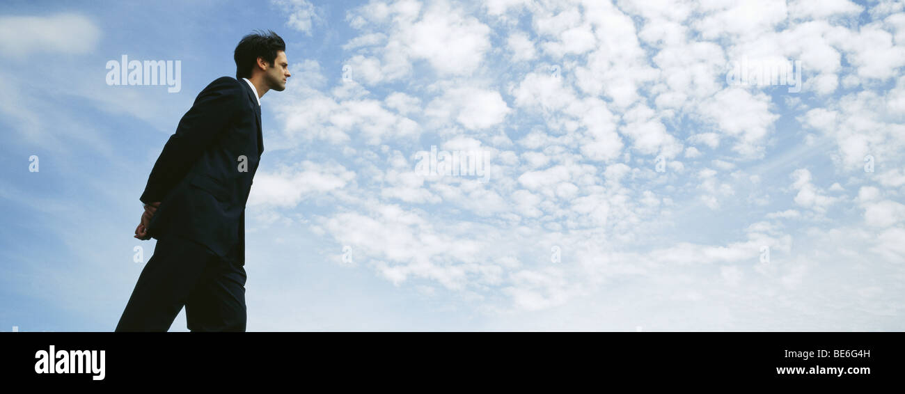 Arms Behind Back Stock Photos & Arms Behind Back Stock Images Alamy