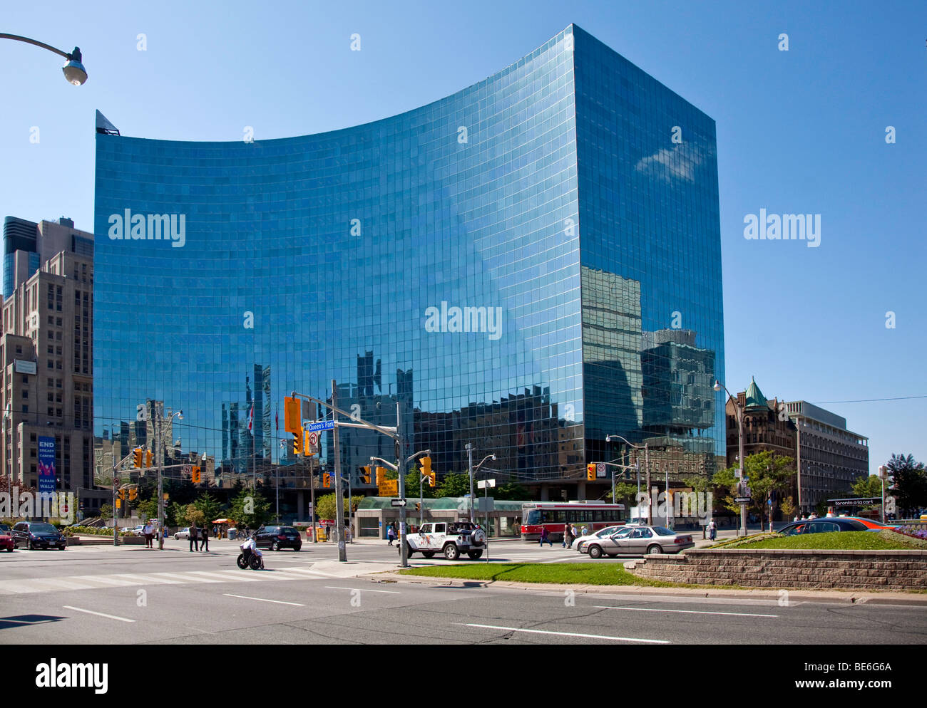 Hydro building toronto hi-res stock photography and images - Alamy