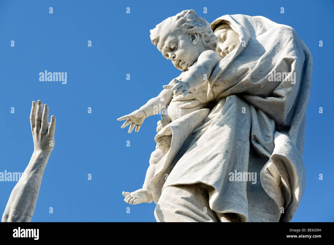 statue 'notre dame des naufrages' at pointe du raz, brittany, finistere, france Stock Photo