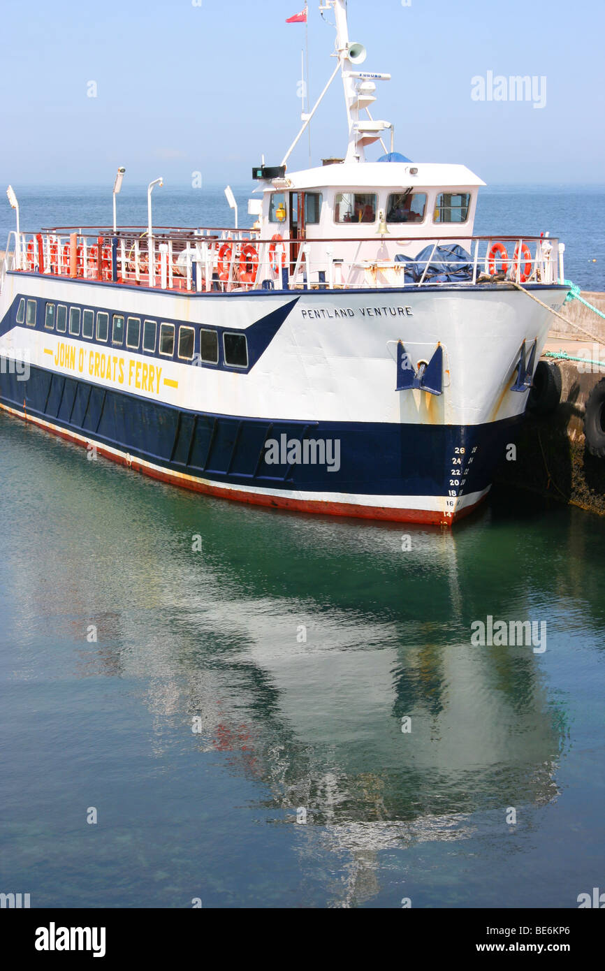 pentland-venture-in-the-harbour-at-john-o-groats-scotland-the-ferry