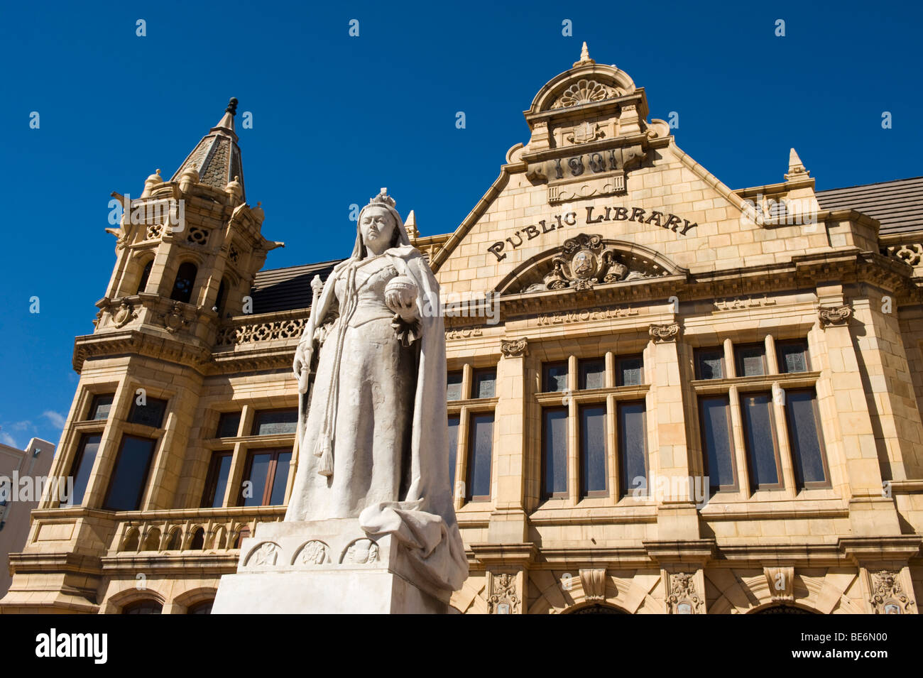 Public library and statue of Queen Victoria, Market Square, Port