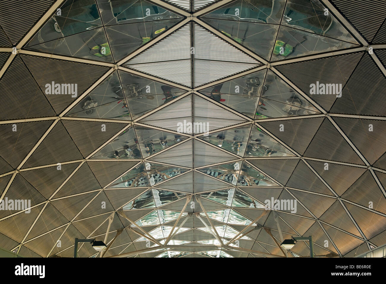 Singapore MRT, Expo Station, titanium roof detail. Sir Norman Foster and Partners, Architects. Stock Photo