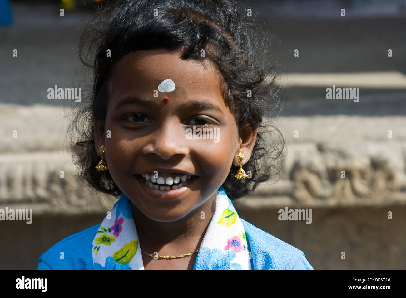 Hindu Girl at Sri Jalagandeeswarar Temple inside Vellore Fort in Vellore India Stock Photo