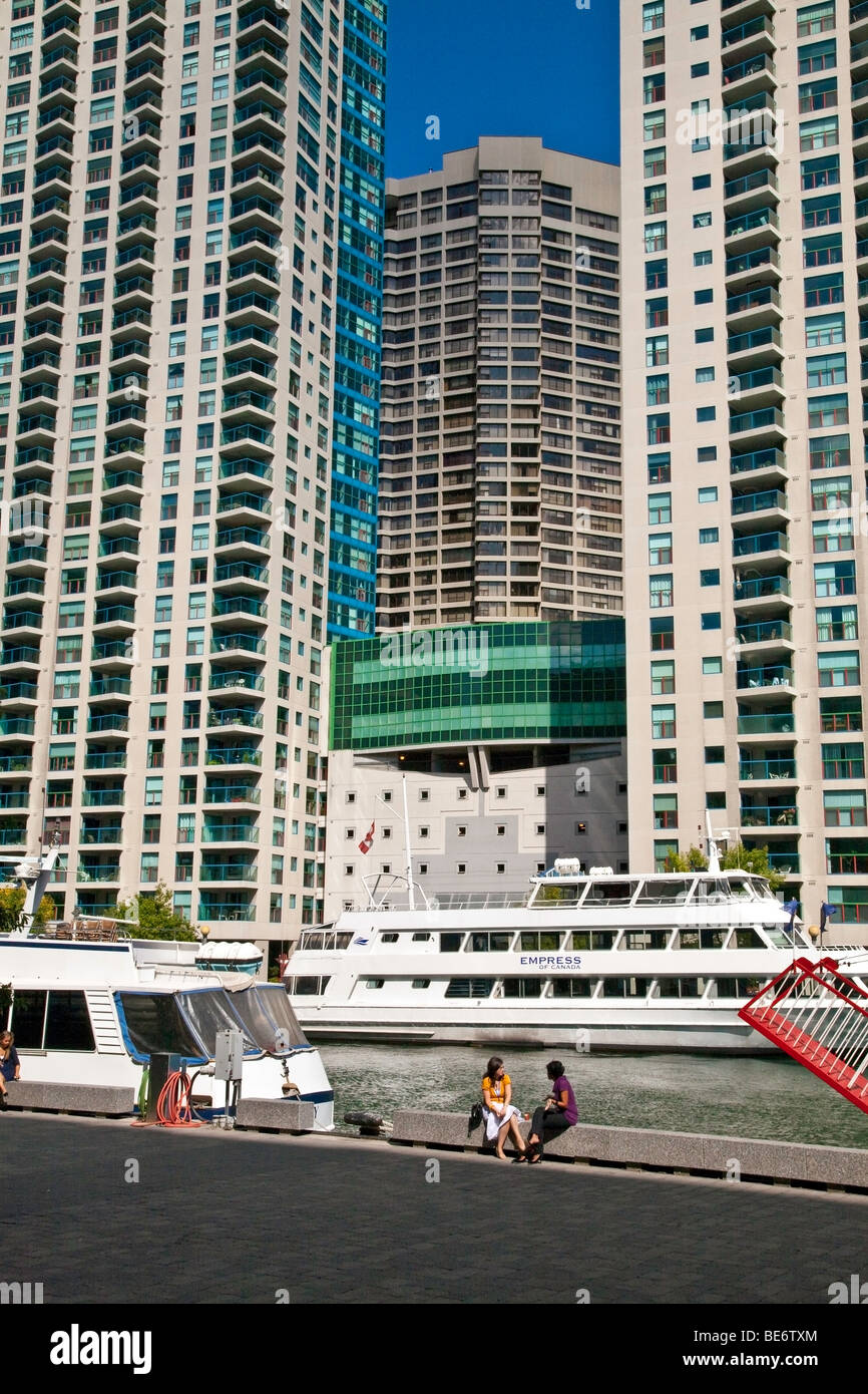 Lifestyle Waterfront Condominiums and Apartments Buildings in Downtown ...