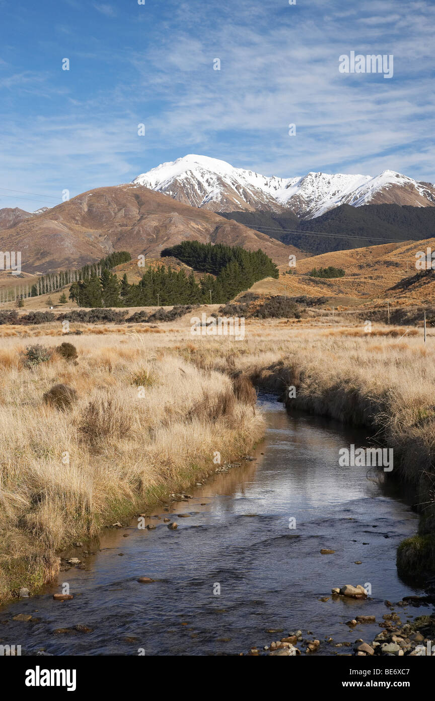 Hamilton Creek, Mount Hamilton and Takitimu Mountains, near Mossburn, Southland, South Island, New Zealand Stock Photo
