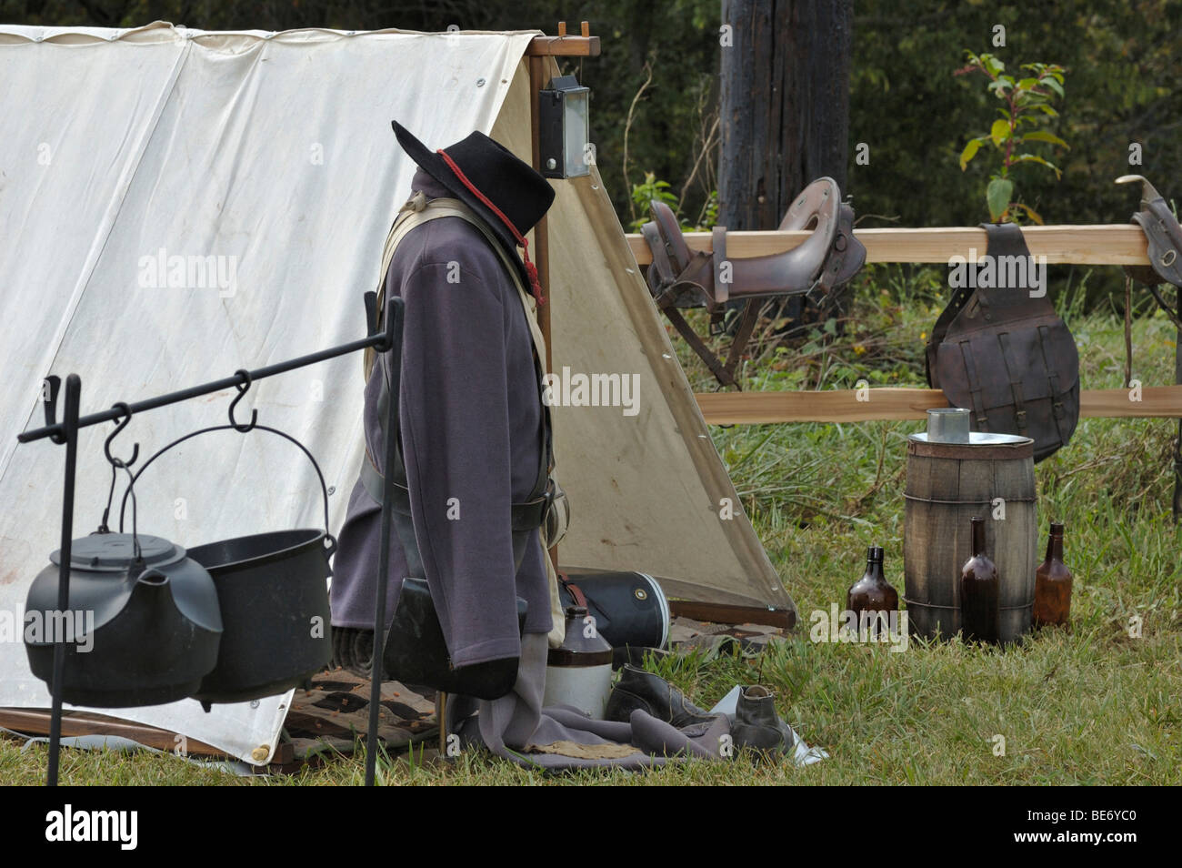 Replica of an American Civil War union soldier's camp site at Fort Boonesboro, Kentucky, USA Stock Photo