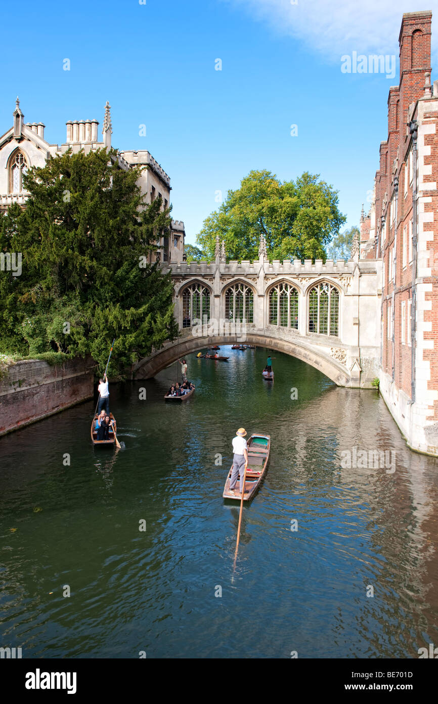 The Bridge of Sighs over the River Cam in Cambridge Stock Photo