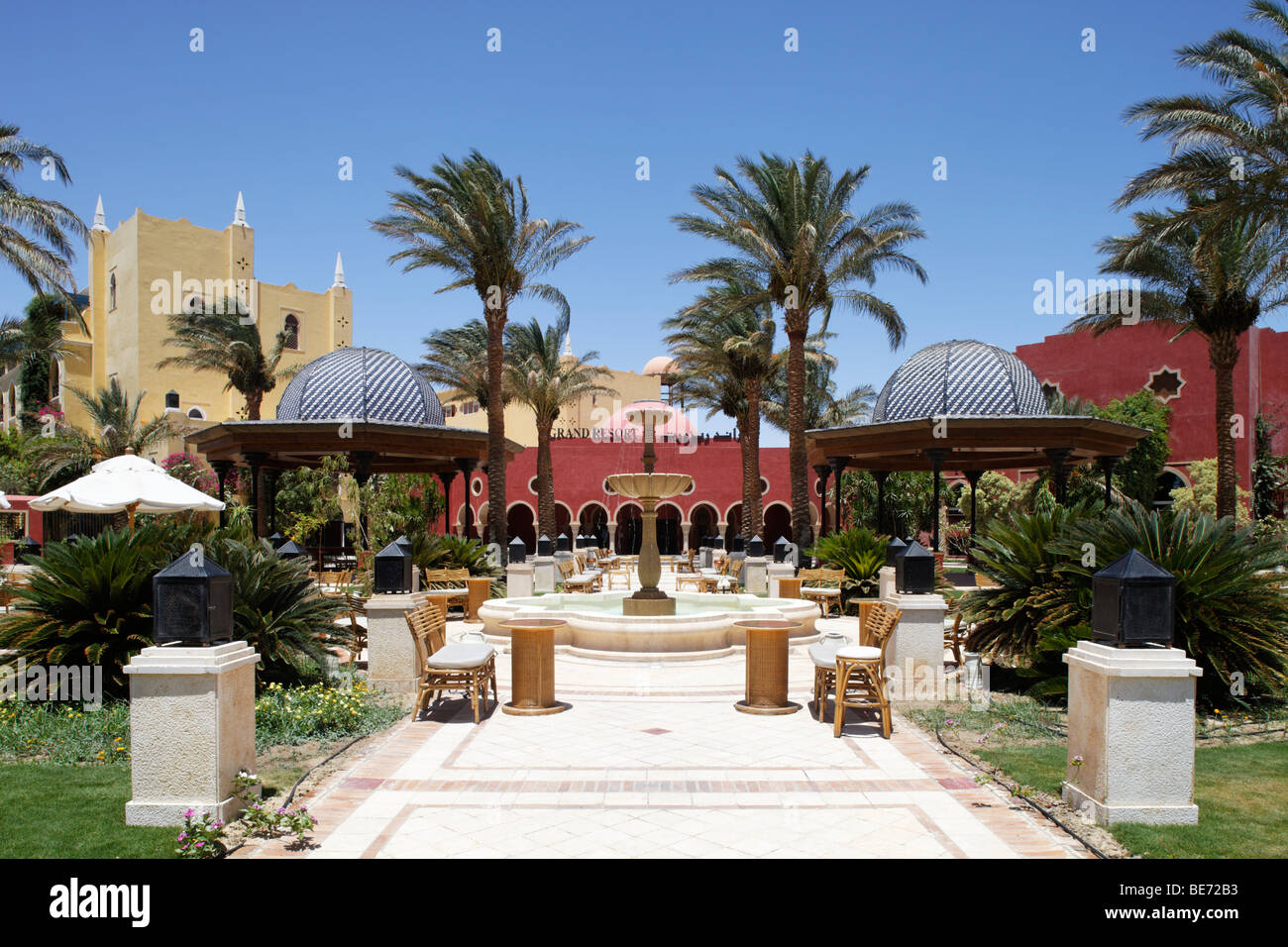 Square in front of Grand Resort, hotel, fountain, date palms, pavilions, Yussuf Afifi road, Hurghada, Egypt, Red Sea, Africa Stock Photo
