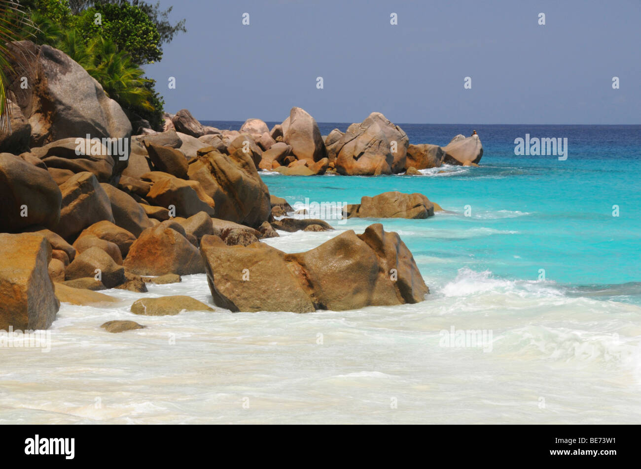 Granite rocks and tropical vegetation, Anse Georgette, Praslin Island, Seychelles, Africa, Indian Ocean Stock Photo
