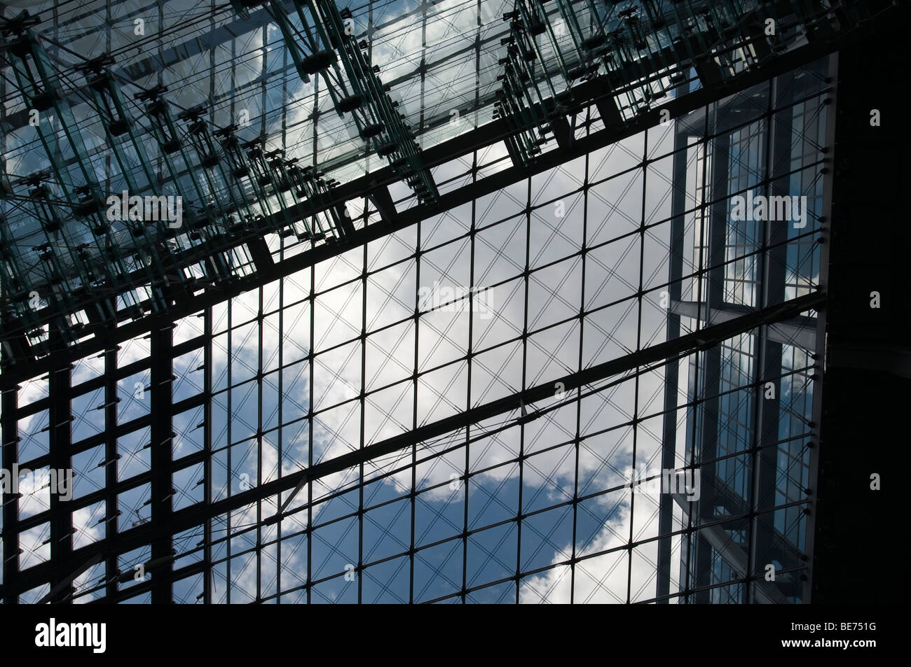 The exterior glass and steel facade of the Berlin Hauptbahnhof Stock Photo