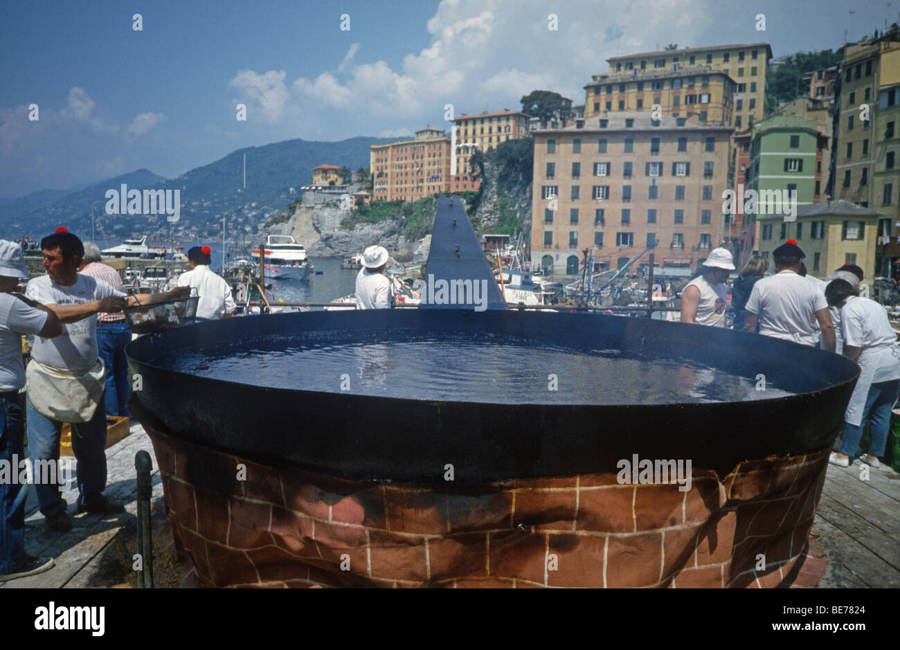 Sagra del Pesce on the second sunday in may, famous gourmet festival around  a huge fish pan, Camogli, Liguria, Italy, Europe Stock Photo - Alamy