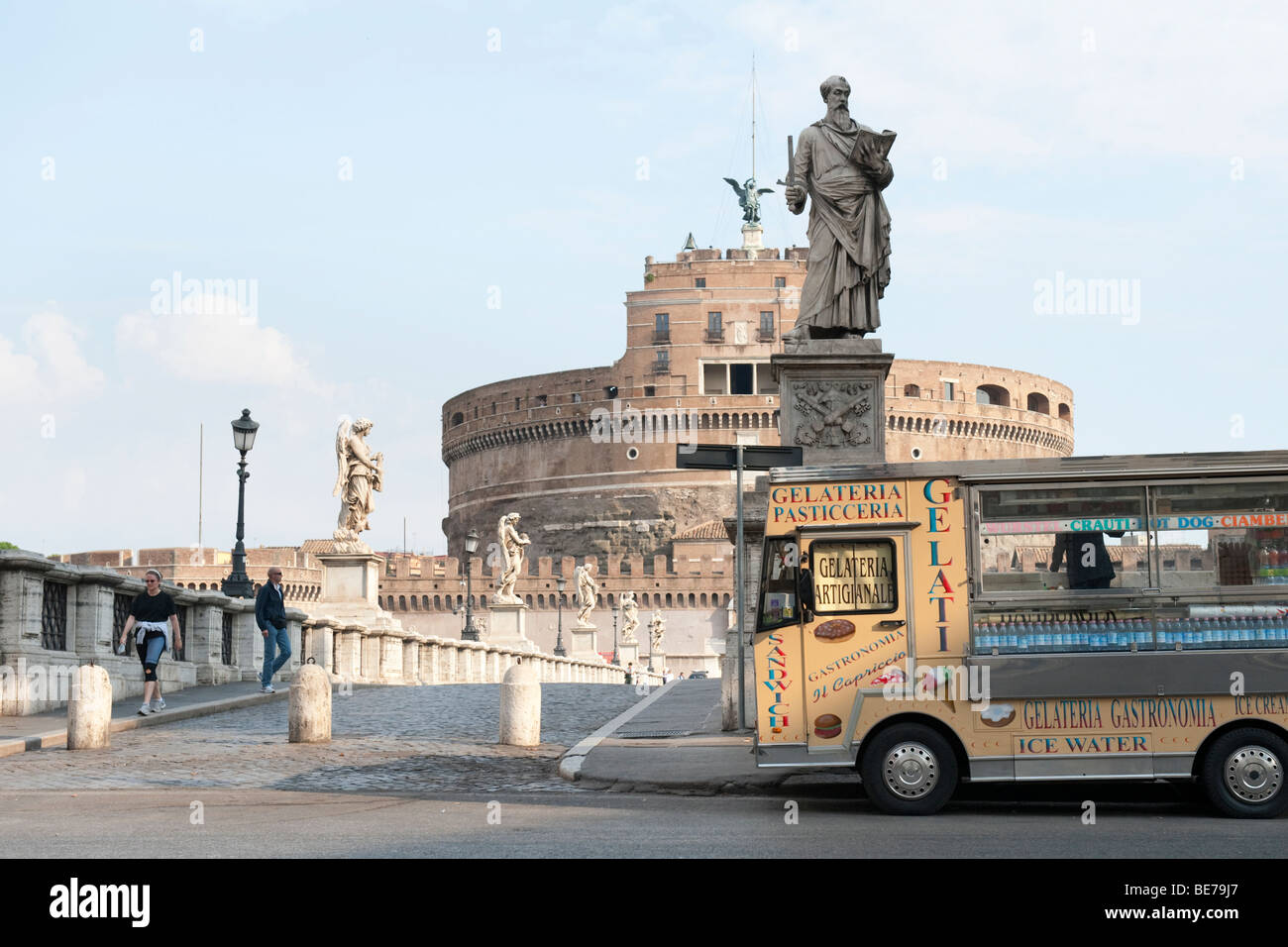 A Gelati (Ice Cream) vendor parked at the ornate Ponte Sant Angelo (St Angelo Bridge) in Rome, Italy. Stock Photo