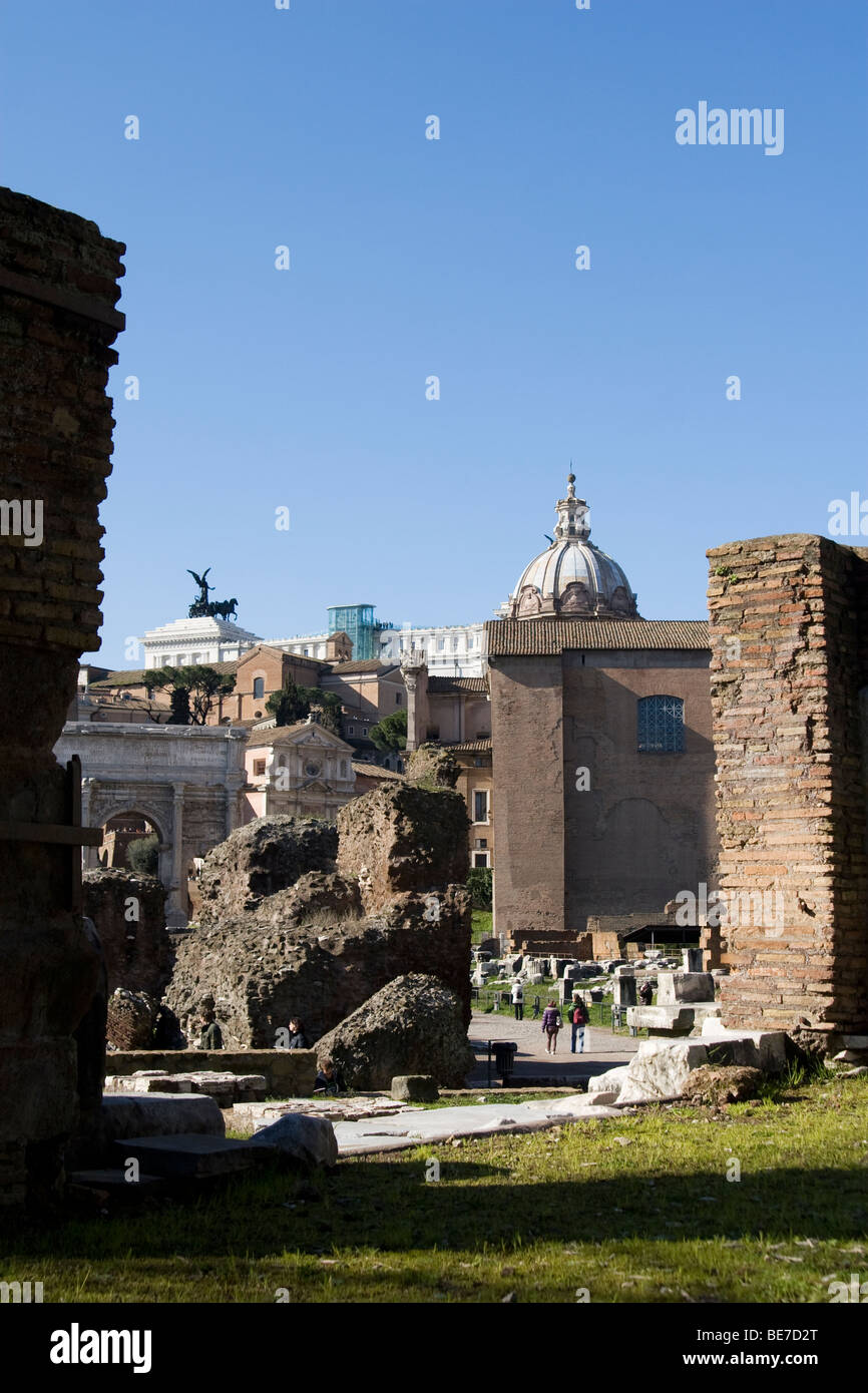 Roman forum romanum hi-res stock photography and images - Alamy