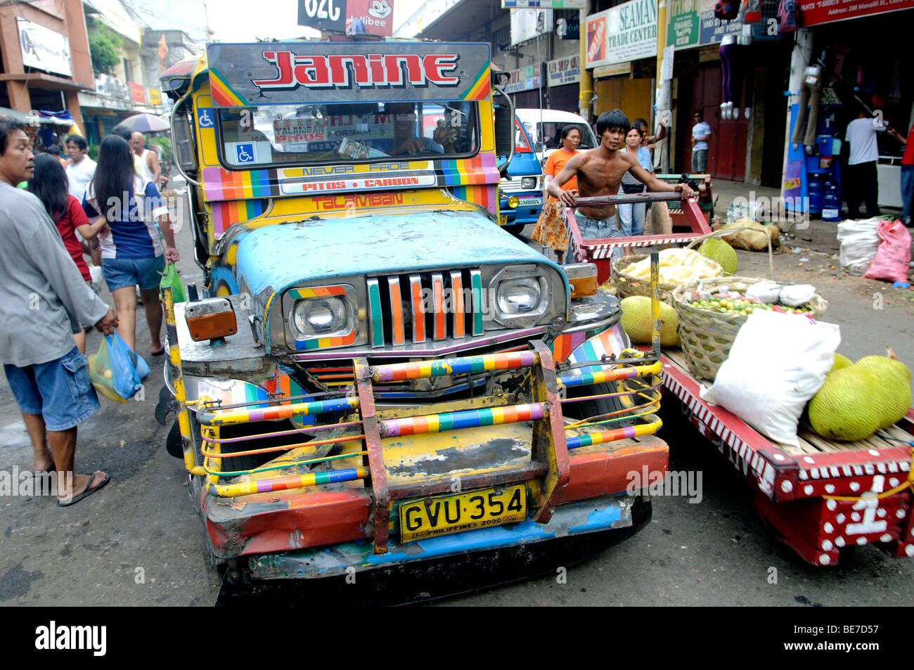 jeepney at carbon market downtown cebu city philippines Stock Photo