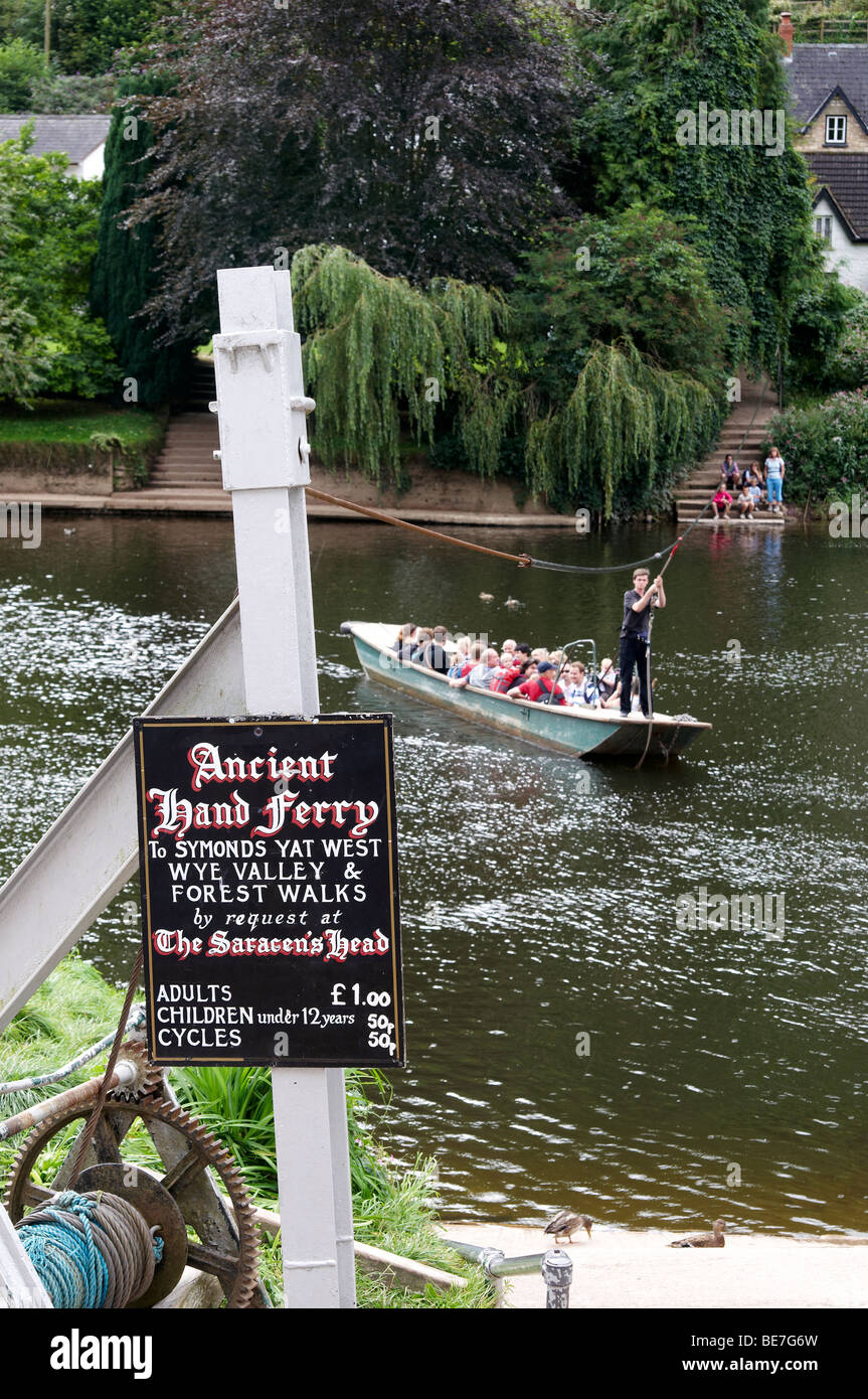 Hand ferry for foot passengers at the Saracens Head at Symonds Yat in the Forest of Dean, Herefordshire Stock Photo