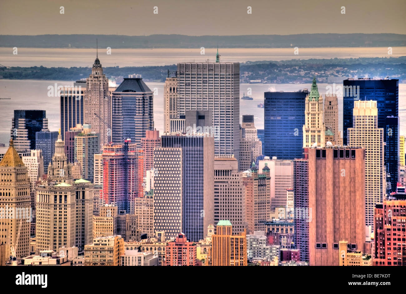 Skyscraper backdrop hi-res stock photography and images - Alamy