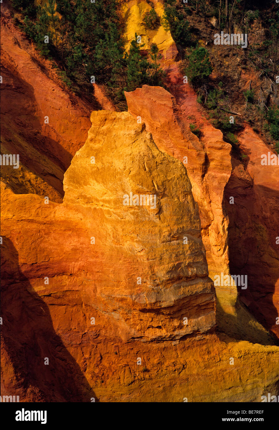 Orche Rocks Image The weathered ochre rocks in the hillside village of Roussillon in ...