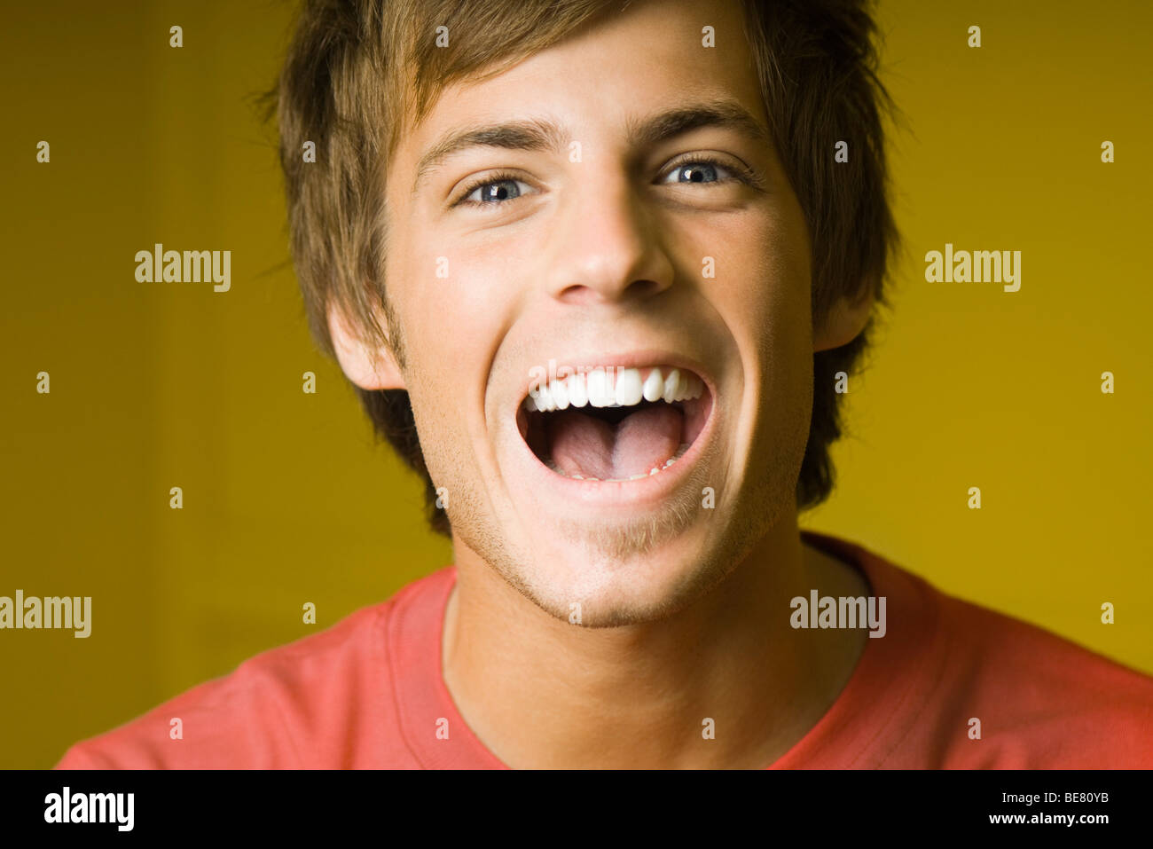 Bursting Out Laughing High Resolution Stock Photography and Images Alamy