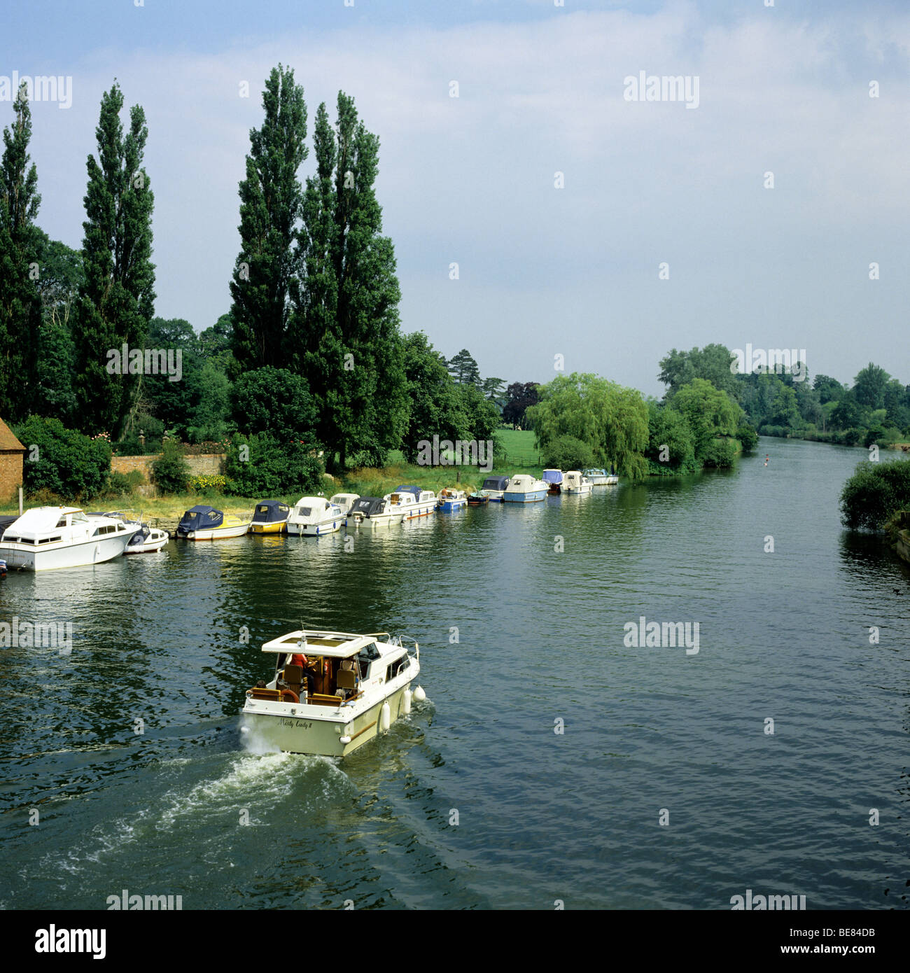 Boating Scene On The River Thames At Wallingford, An Attractive Small 