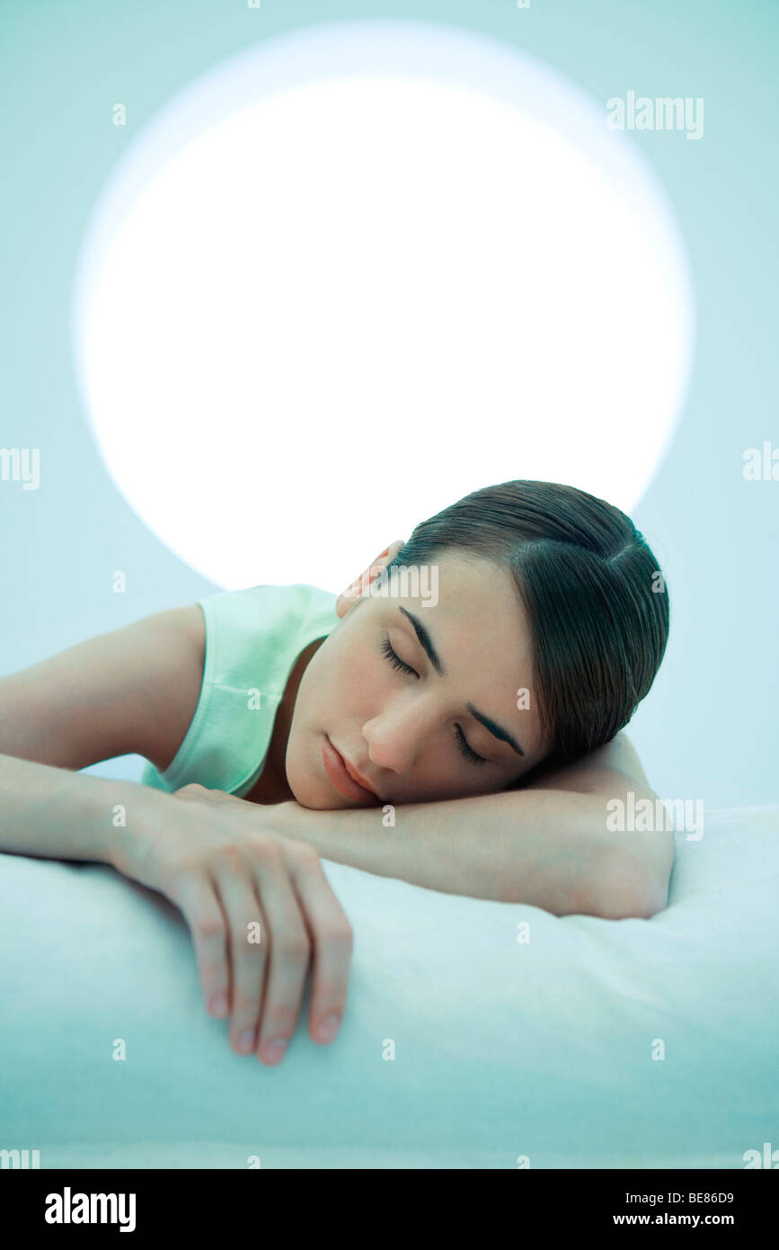 Arm resting on head hires stock photography and images Alamy