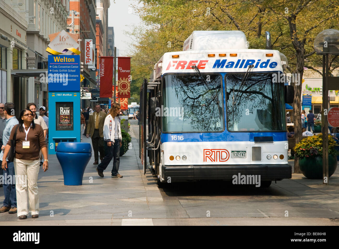 Rtd bus hi-res stock photography and images - Alamy