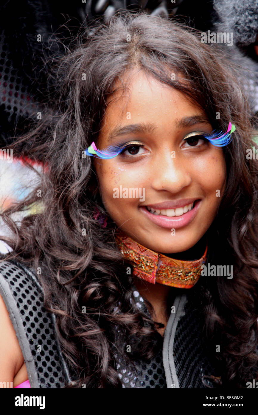 Notting hill carnival woman dancing hi-res stock photography and images ...
