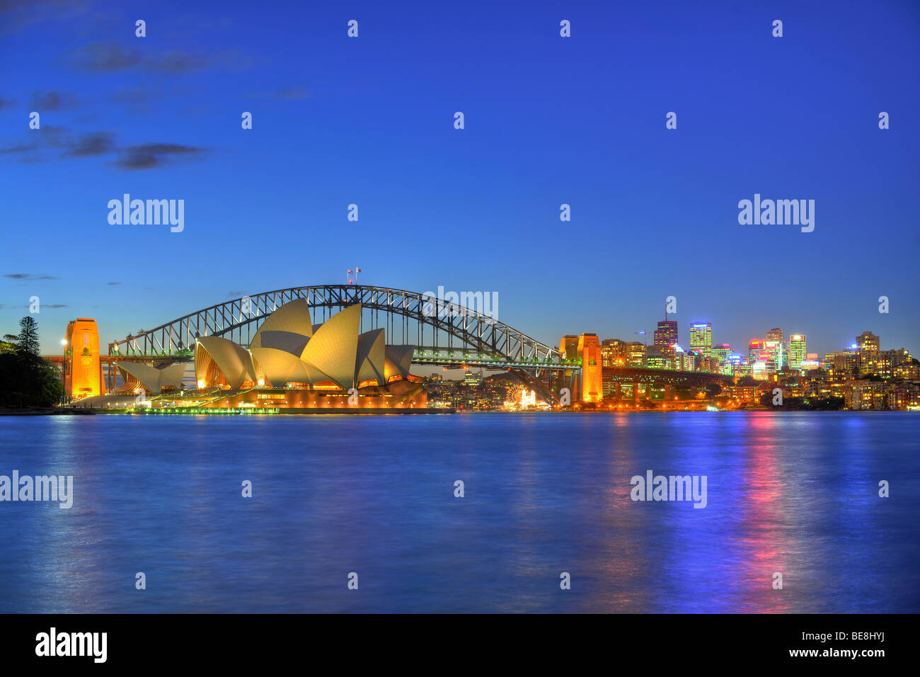 Sydney Opera House, Sydney Harbor Bridge, Kirribilli, night, Sydney ...