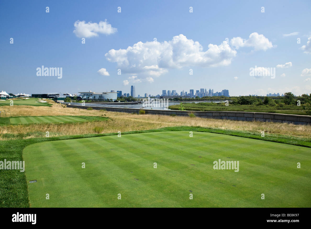 Liberty National Golf Course on the 18th Fairway with Clubhouse and views of Manhattan. Stock Photo