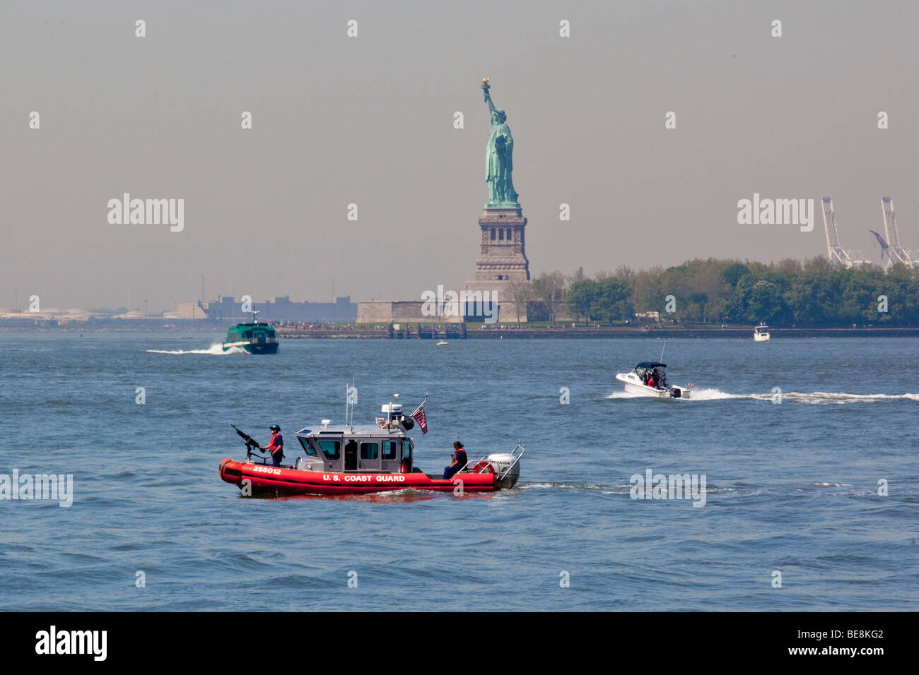 Coast Guard Harbor Security in New York City Stock Photo Alamy