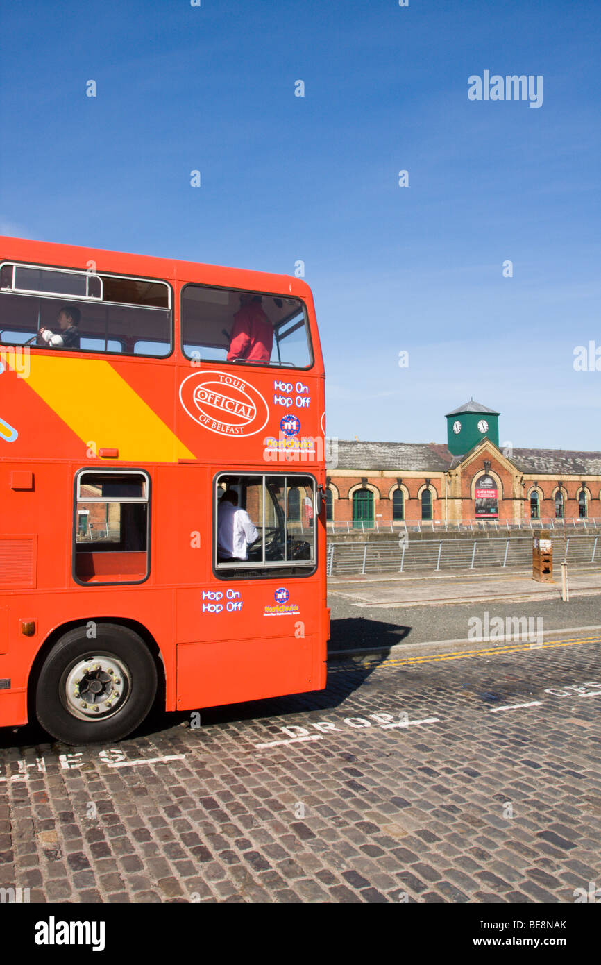 Belfast Tour Bus at Thompson Dock, Belfast Stock Photo