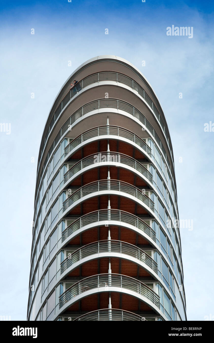 New tower block hi-res stock photography and images - Alamy