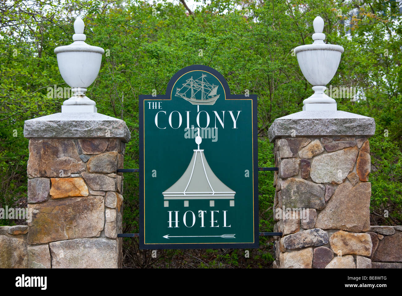 The Colony Hotel in Kennebunkport Maine Stock Photo Alamy