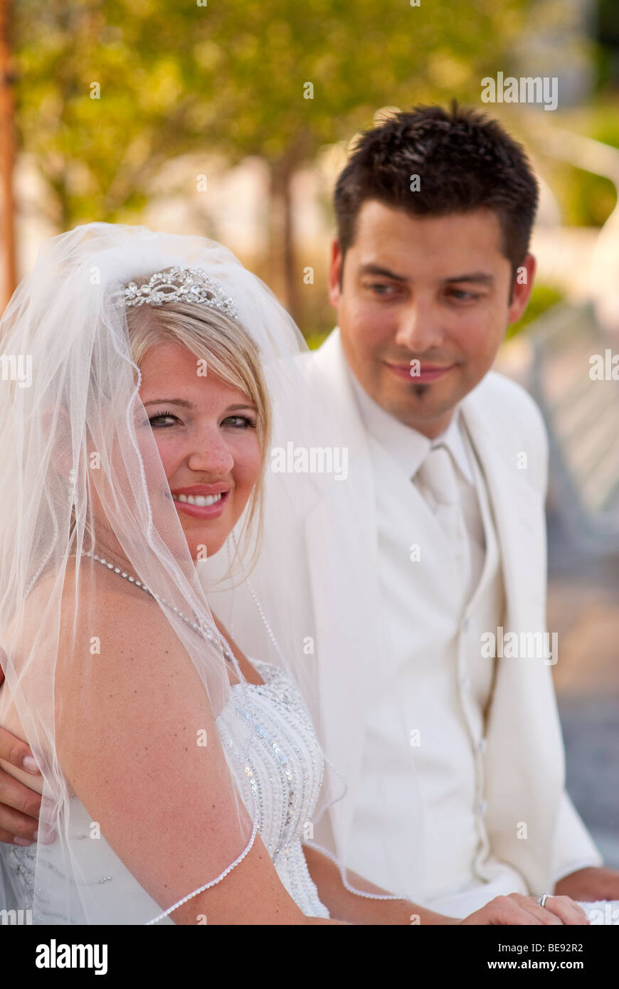 A wedding in the park Stock Photo - Alamy