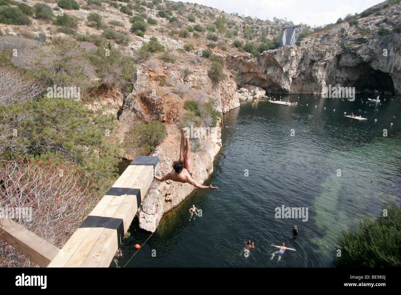 Dangerous cliff diving hires stock photography and images Alamy