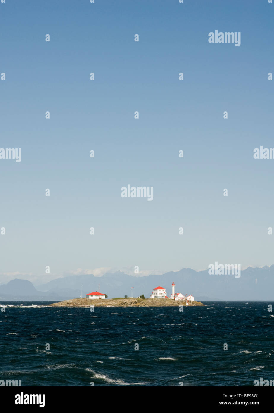 Entrance Island Lighthouse from Orlebar Point, Berry Point Road, Gabriola Island, British Columbia, Canada Stock Photo