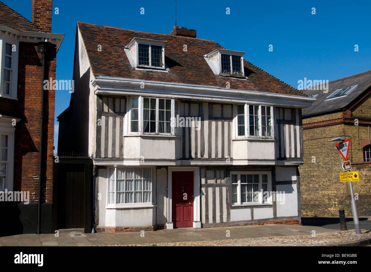 Faversham Town Kent england UK house in court street Stock Photo Alamy