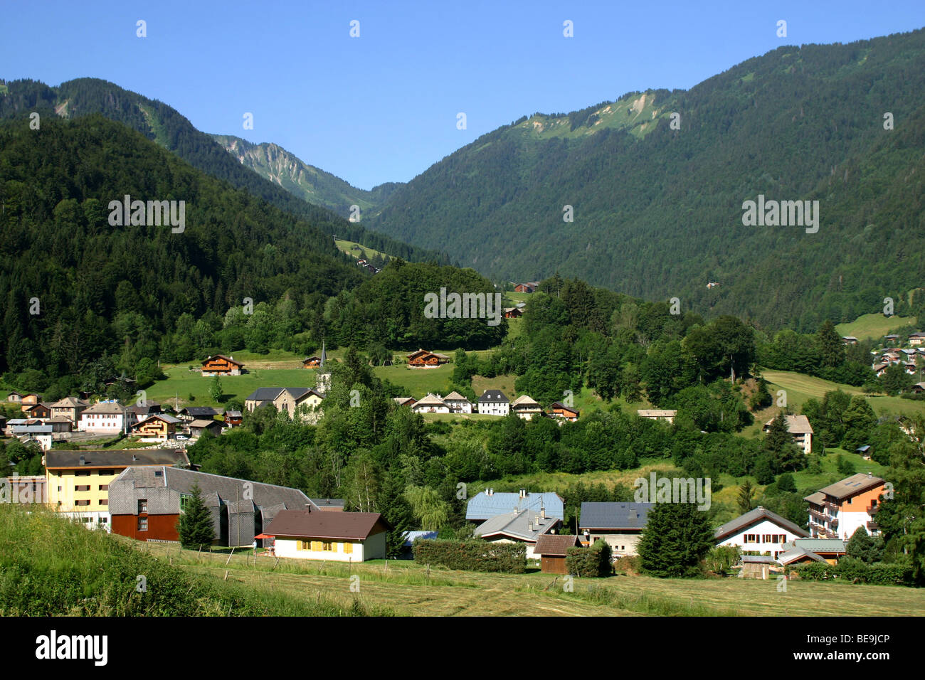 St jean d'aulps ski hi-res stock photography and images - Alamy