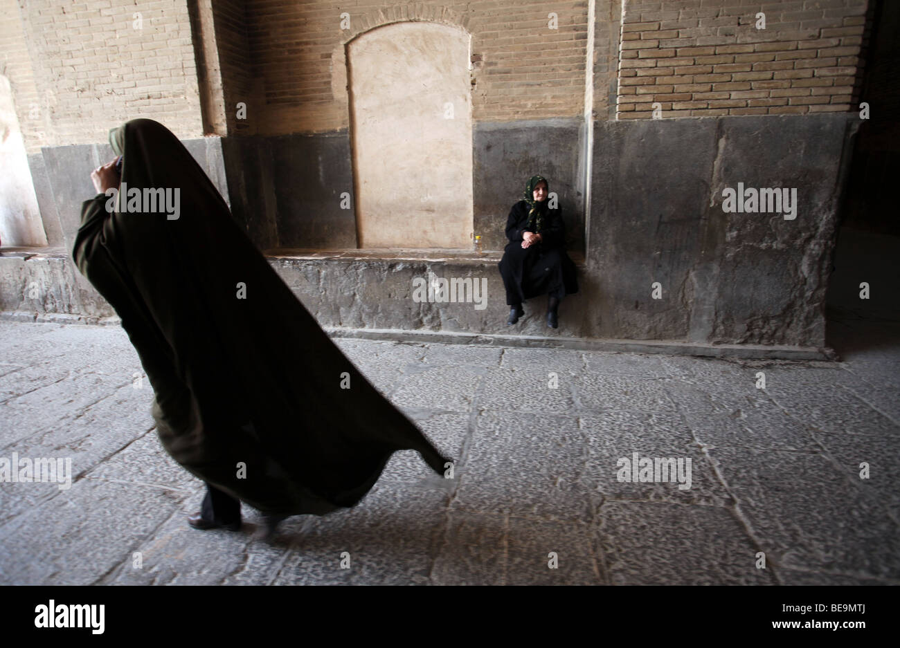 Iran, Isfahan (Ispahan or Hispahan): Iranian women. (2009/06/16) Stock Photo
