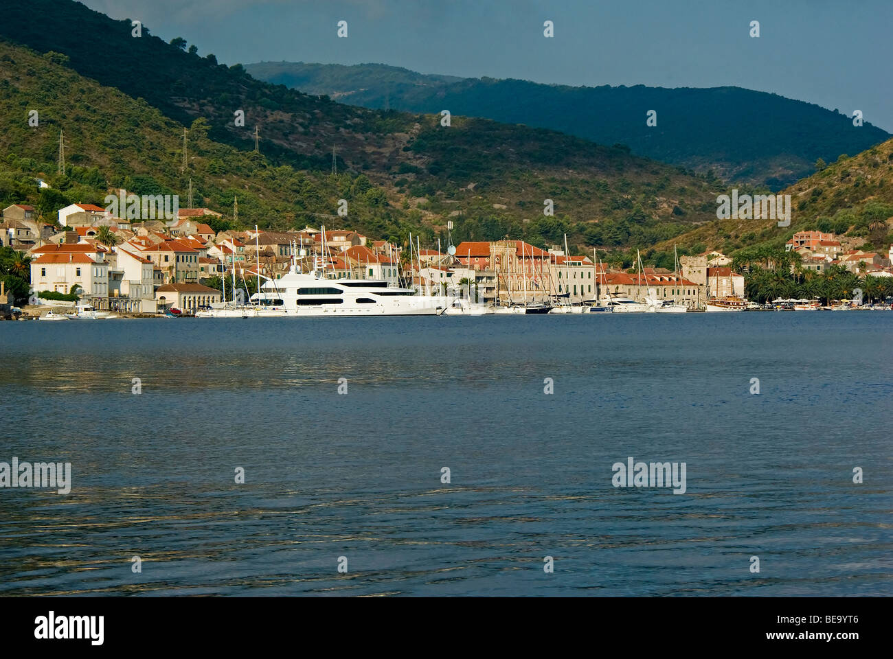 Croatia; Hrvartska; Kroatien, Central Croatia, Laka, charter sail and power yacht tied up at water front of old town Stock Photo